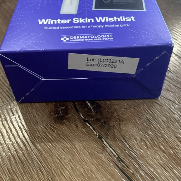 Curology Winter Skin Wishlift Guft Set. Skincare Set. New! - Picture 4 of 4